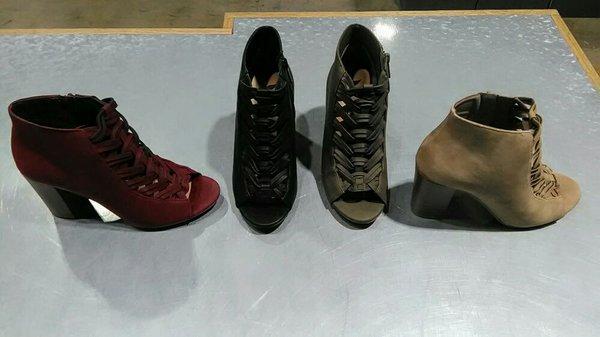 New women's summer shoes just in today