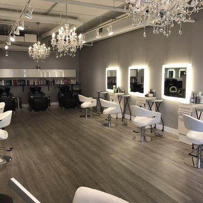 Salon Blanca