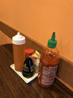 Table condiments