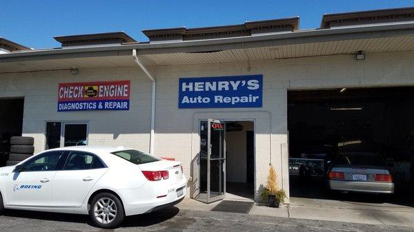 Henry's Service Center in Torrance