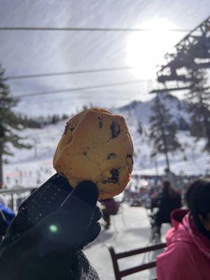 Chocolate chip cookie