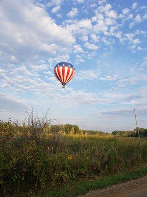 Gorgeous hot-air-balloons take flight over Michigan