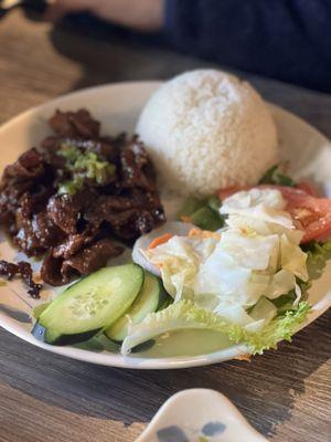 22. Charbroiled Beef with Rice