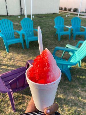 Strawberry wedding cake snowball