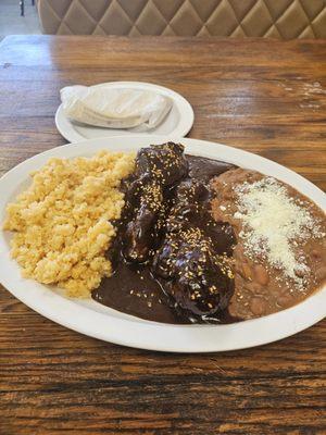 Chicken mole plate