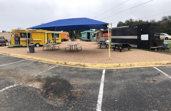 Anderson mill Food truck and trailer court