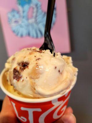 Salted malted chocolate chip cookie dough