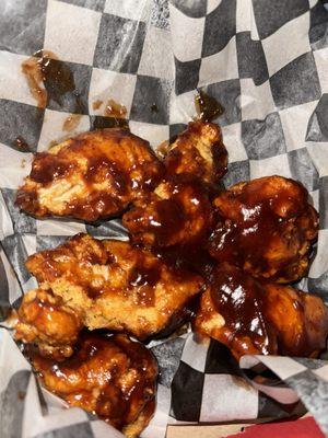 Honey barbecue boneless chicken wings