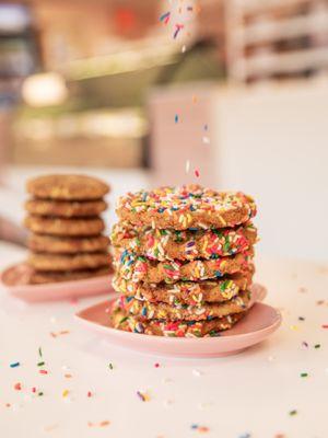 Sugar & Sprinkles with Marshmallow gourmet cookie