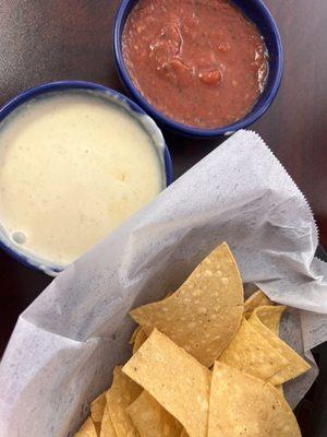 Queso and salsa