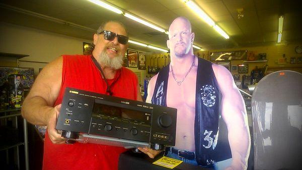 Damn Rudy got the best prices, hooked up $125 Yamaha Stereo Receiver Man Cave gonna ROCK