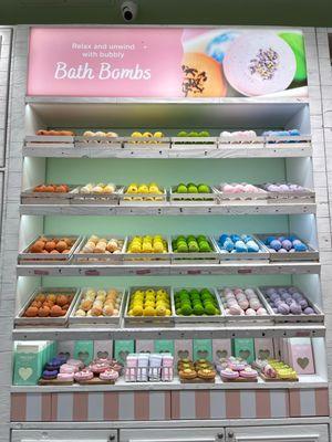 Bath Bombs are bomb.com