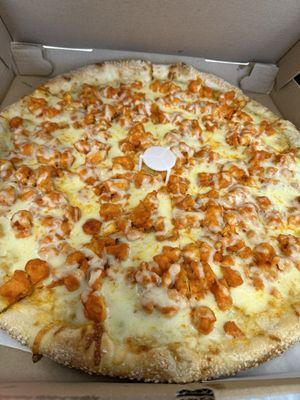 18" Buffalo Chicken Specialty Pizza