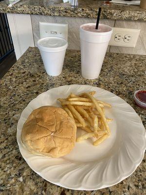 Regular Roast Beef combo. Tiny water and regular lemonade.