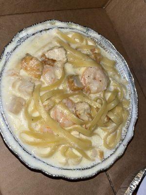 Chicken Alfredo with shrimp