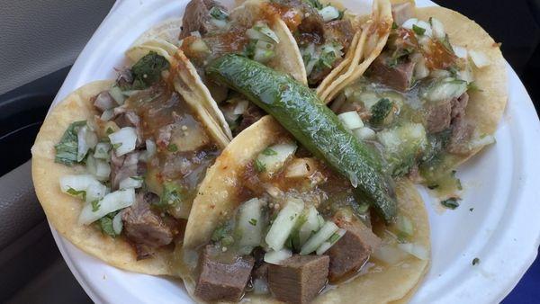 Cinco tacos de lengua