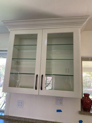 Glass door & shelves kitchen cabinet