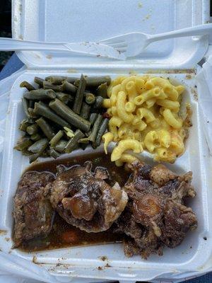 Super Salty mac, basic green beans, not so great oxtails