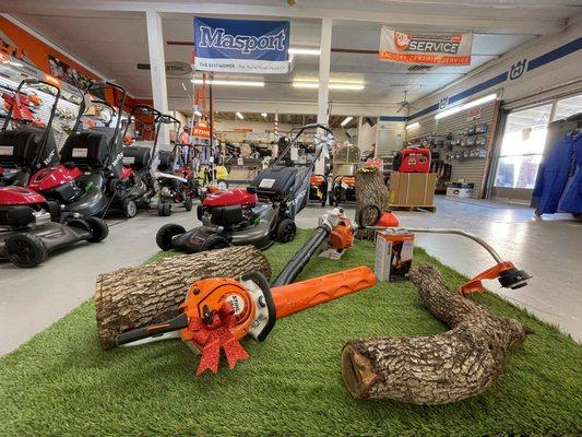 Lawn & Garden, Stihl, Honda, Black & Decker