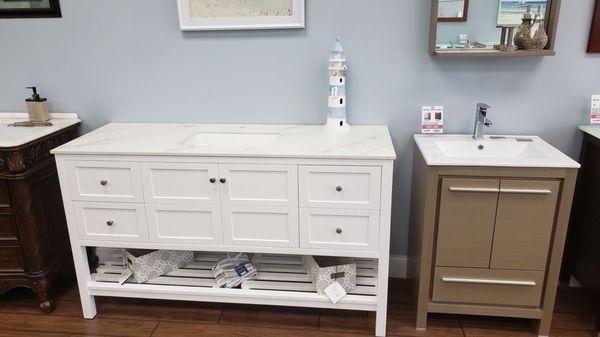 Bath Vanities & Decor