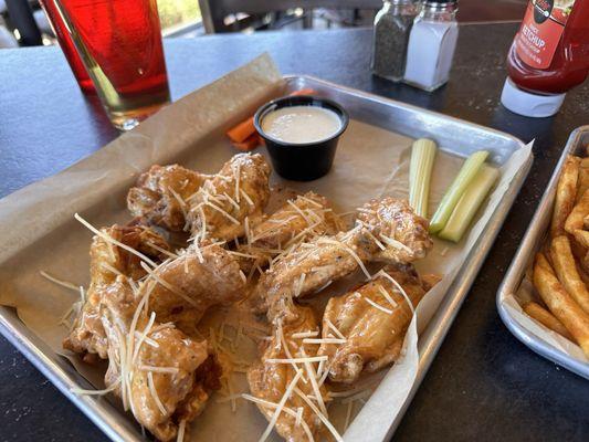 10 Pieces Buffalo Wings Garlic Parmesan and Dragonfire Sauce