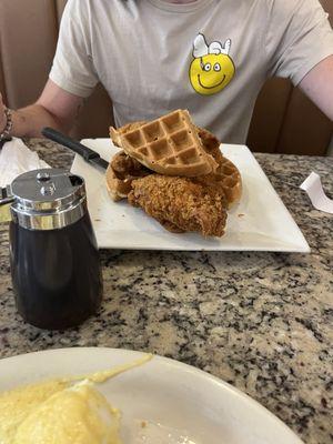 Chicken & Waffles (fried)