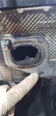 removing broken bolt from cylinder head