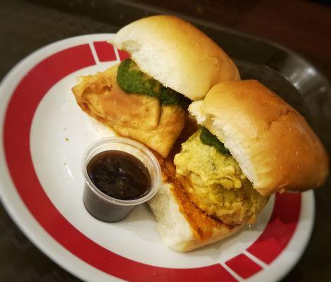 VadaPav-SamosaPav Combo