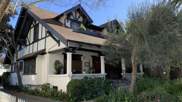 Exterior Refinishing - Santa Barbara