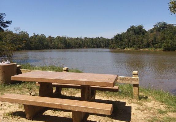 Picnic area on Four Oaks Ranch Road