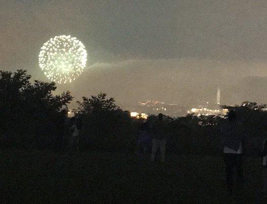 Happy Fourth! Washington Monument View!!