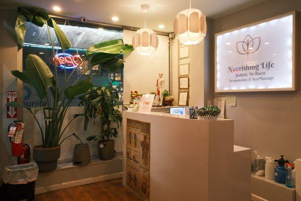 The front desk at QQ Body Works, the best massage near Union Square in Manhattan!