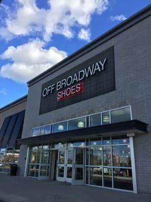 Off Broadway Shoes of Foxborough -- 370 Patriot Place, Foxborough        Storefront