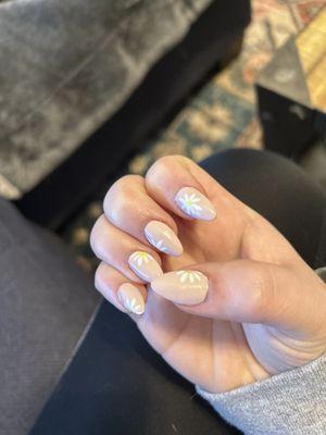 Lilly Nails