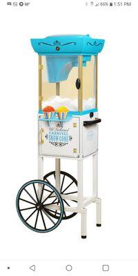 Shaved ice machine