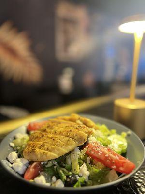 Grilled Chicken Greek Salad