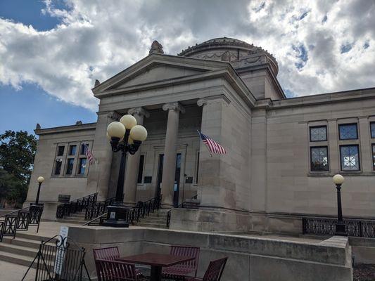 Gilbert Simmons Library, Kenosha