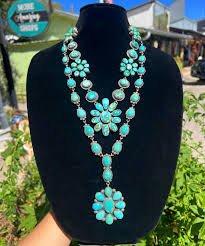 STUNNING turquoise!