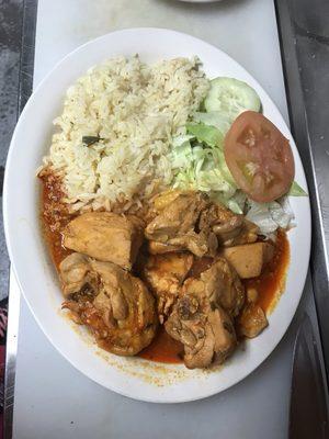 Pollo guisado