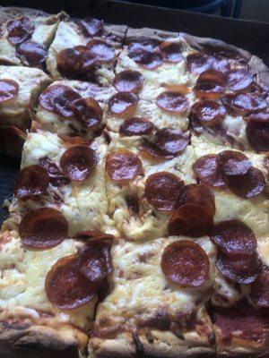 Sicilian pepperoni - yum!  Just like NY/NJ!