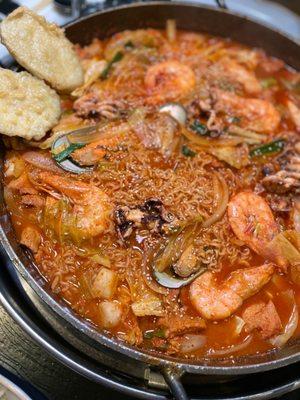 Seafood Dakgalbi