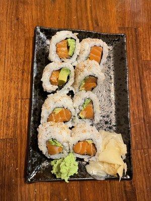 Salmon avocado roll