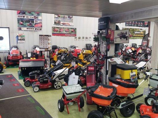 Crossroads Mower Center, Ferris Mowers