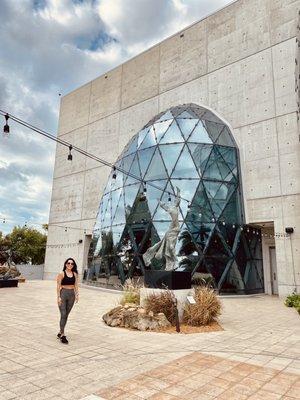 Garden area of Dali Museum