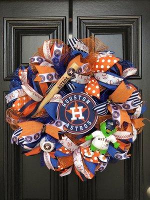 Many (but not all) of the items on this wreath were purchased at Hobby Lobby.