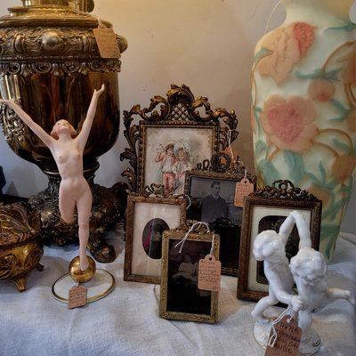 Roberta Bell Vintage Treasures