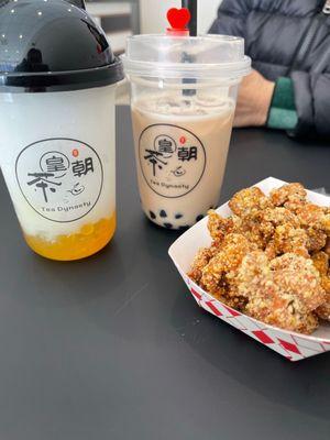 Popcorn Chicken so delicious!!! Lychee slush w/peach boba  Classic milk tea w/bubble