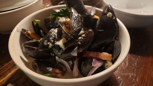 Mussels Bleu cheese