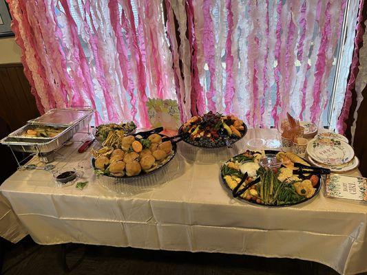 We catered!  Kelly gave us this "backdrop" idea!