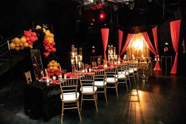 Rentals include gold Chiavari chairs